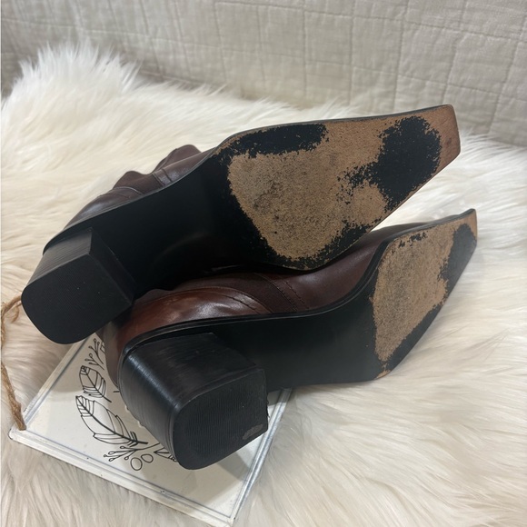Stuart Weitzman Dark Brown Leather Western Booties EUC Sz 8 - Picture 6 of 11